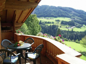 Delightful Apartment in Zell am Ziller with a view, Zell Am Ziller